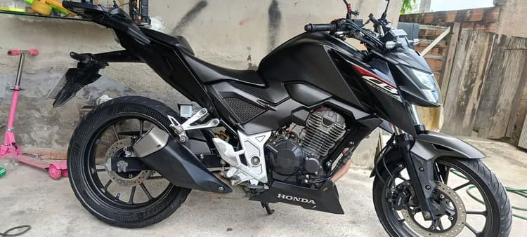 Cb300f