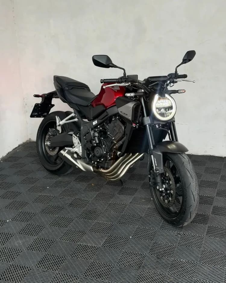 Honda CB 650 E-Clutch