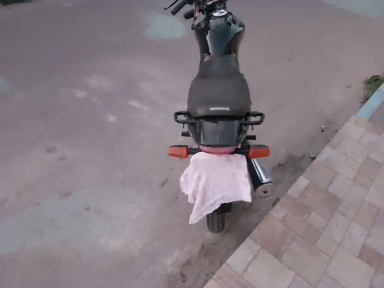 Moto em bom estado 