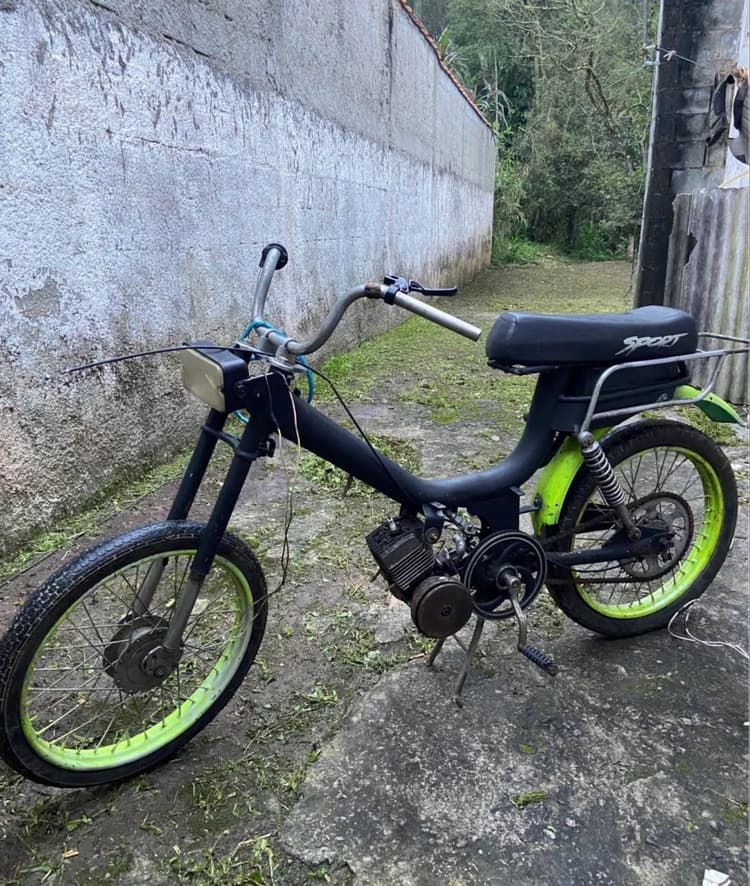 Mobilete Monark desmontada + Quadro mobilete WMX