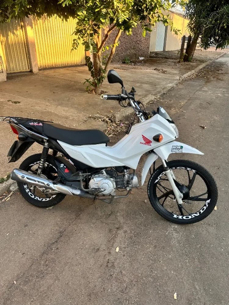 Pop 110 i único dono 
