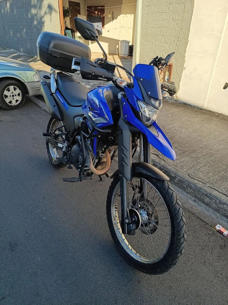 Moto Lander 250