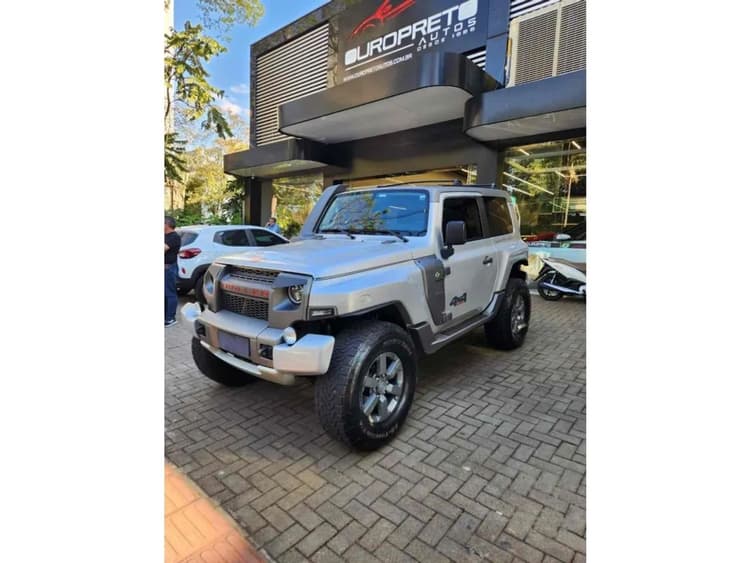 Troller T-4 XLT 3.2 2015