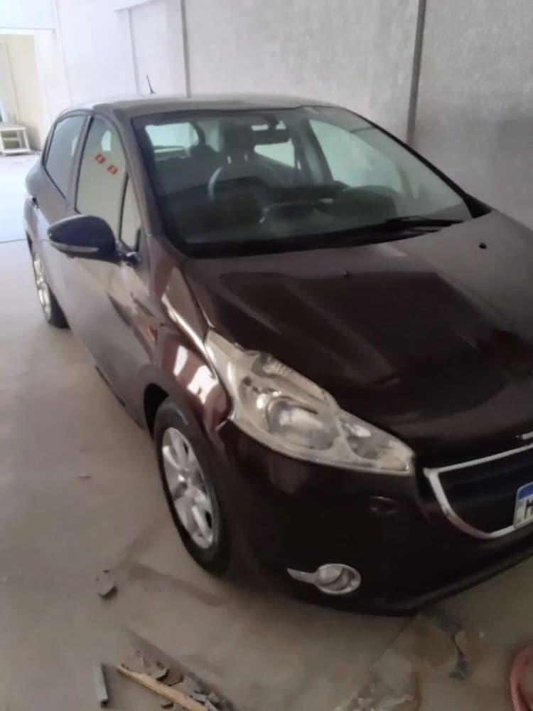 Peugeot 208 Active/active Pack 1.5 Flex 8V 5P 2014