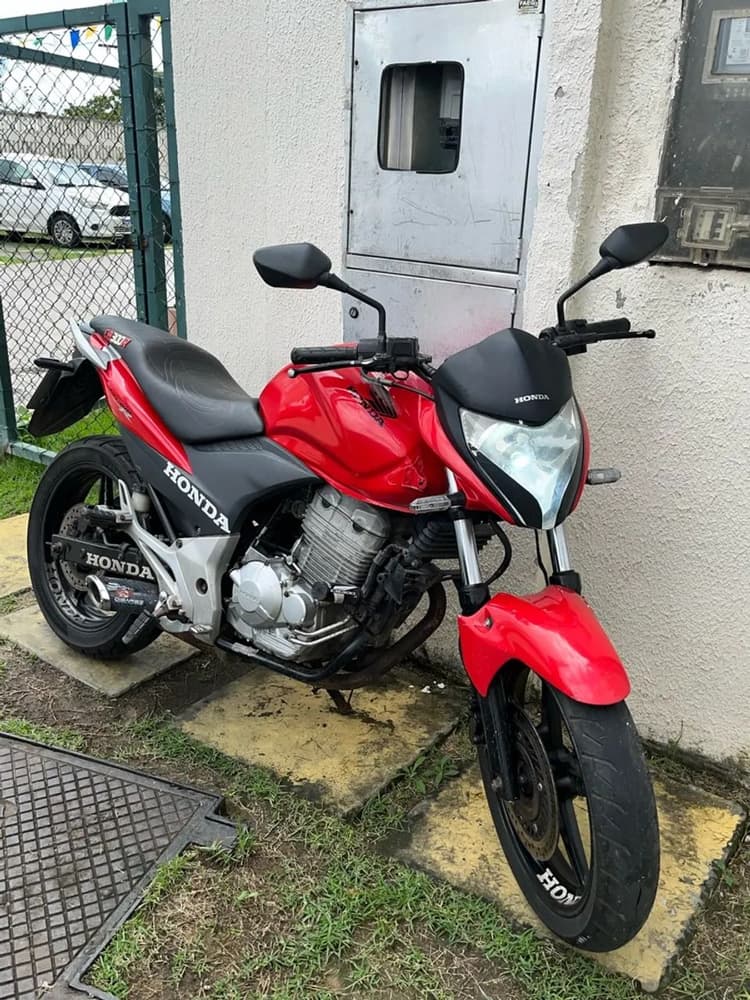 CB 300R 2012 