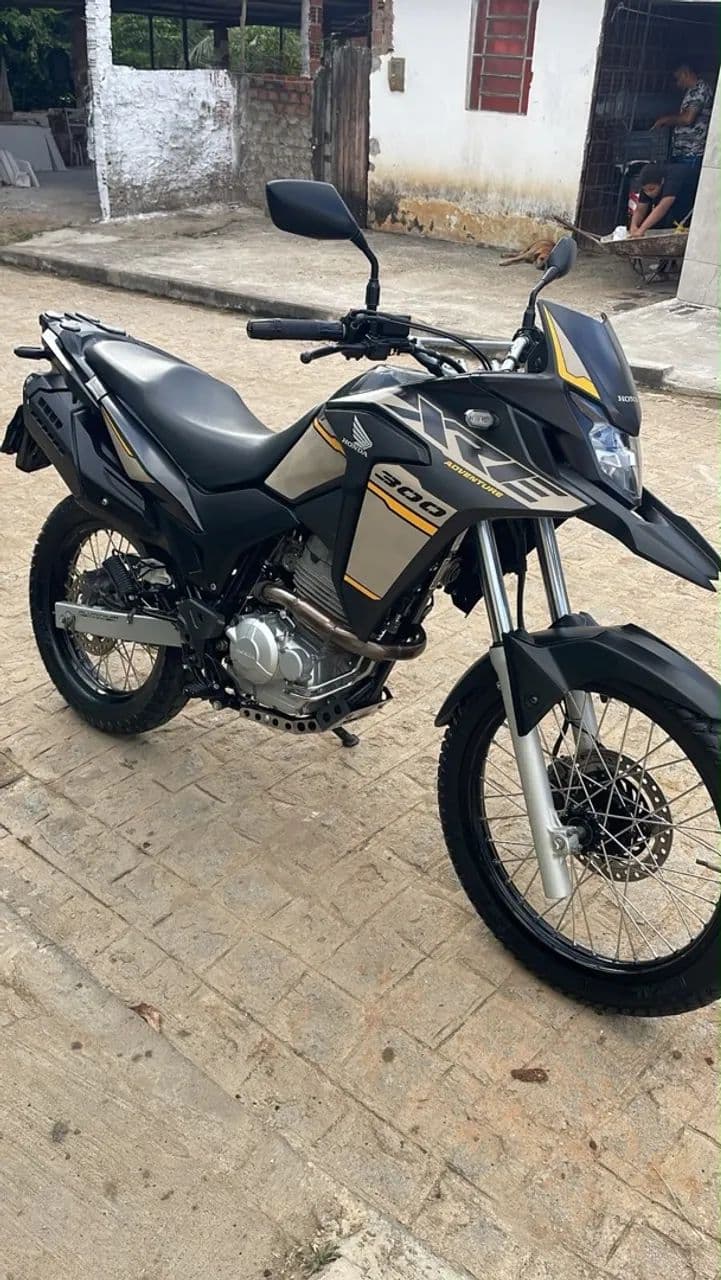 XRE 300cc mais nova do Brasil.
