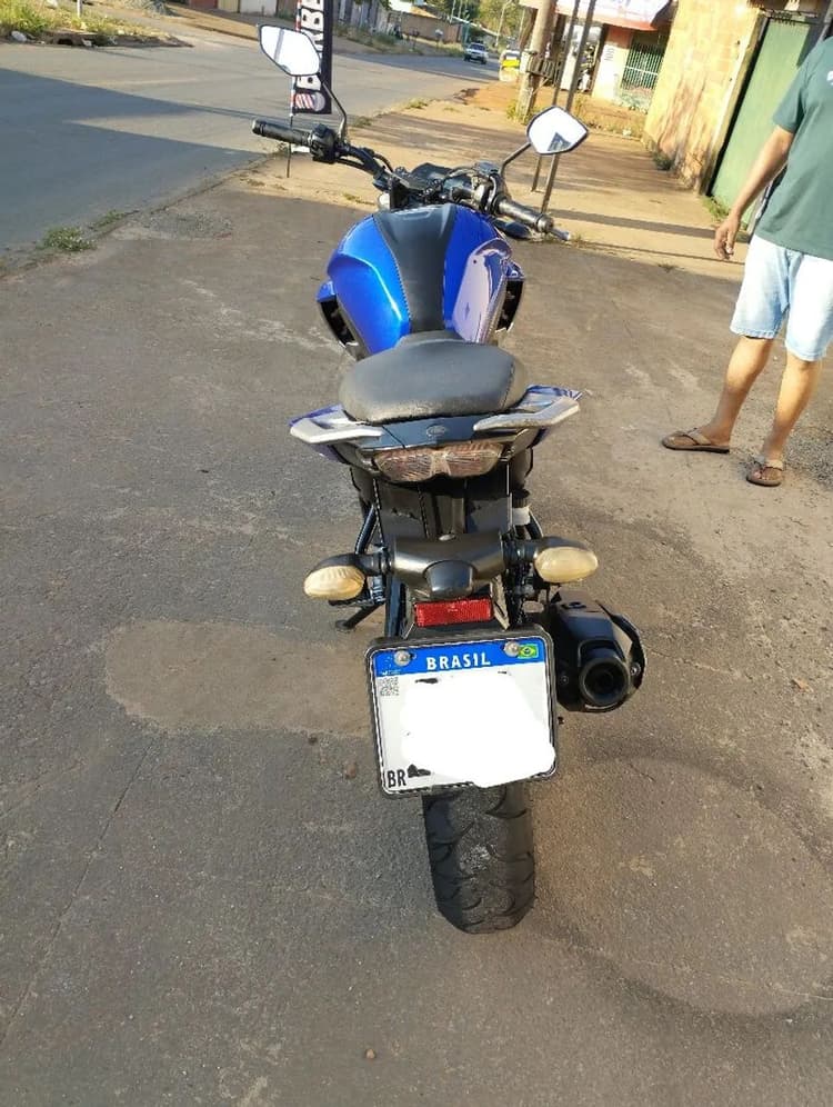 Moto muito bem cuidada 