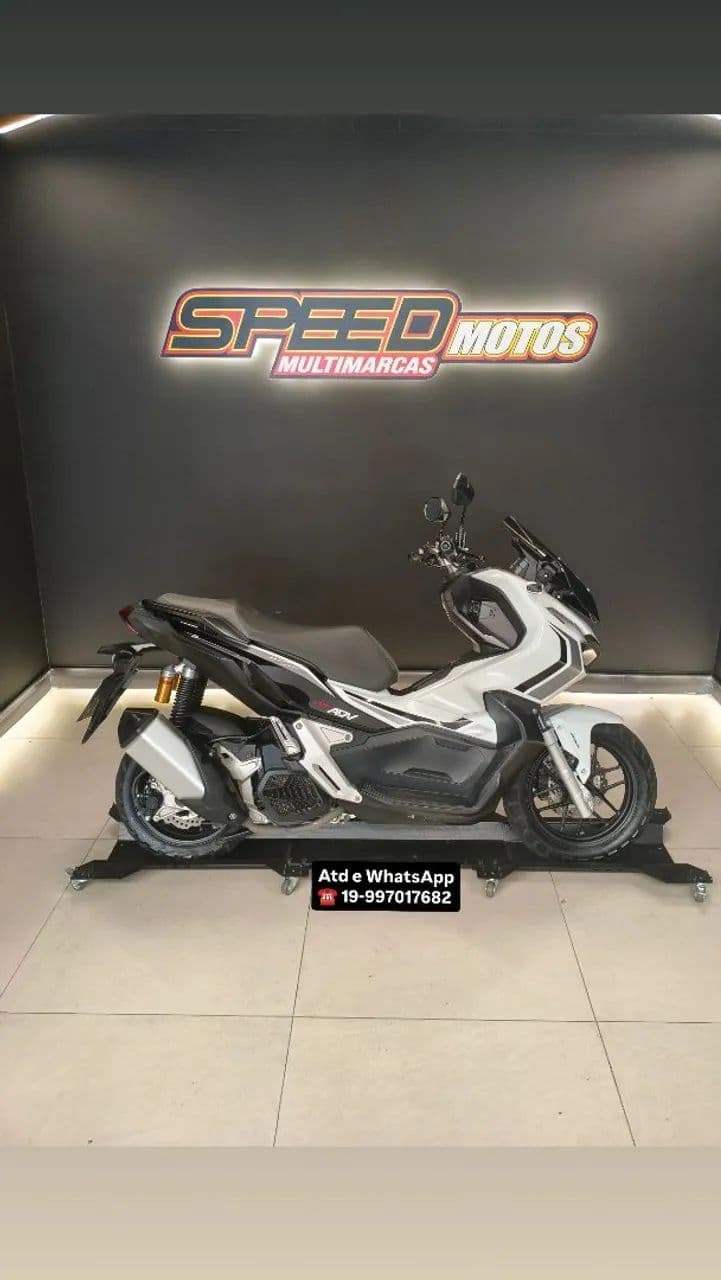 Honda ADV 