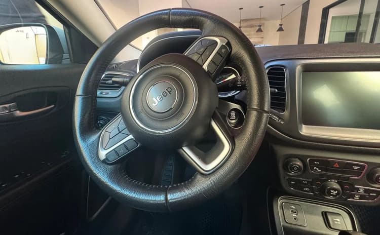 Jeep Compass Longitude 2.0 4X2 Flex 16V Aut. 2017