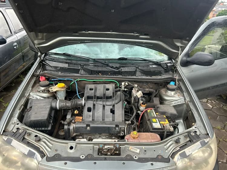Fiat Strada 1.4 MPI Fire Flex 8V CS 2012