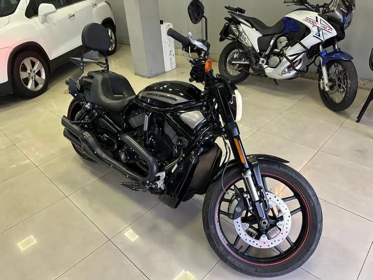 Harley Davidson V-Rod 2013 Com Mil KM ! ! !