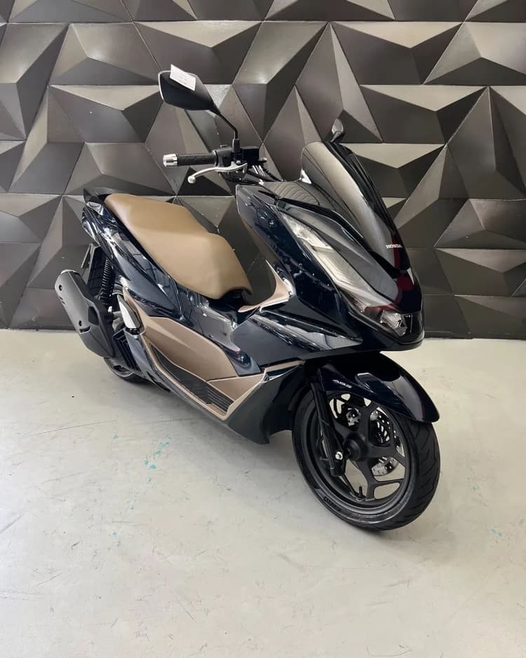 PCX 160 DLX