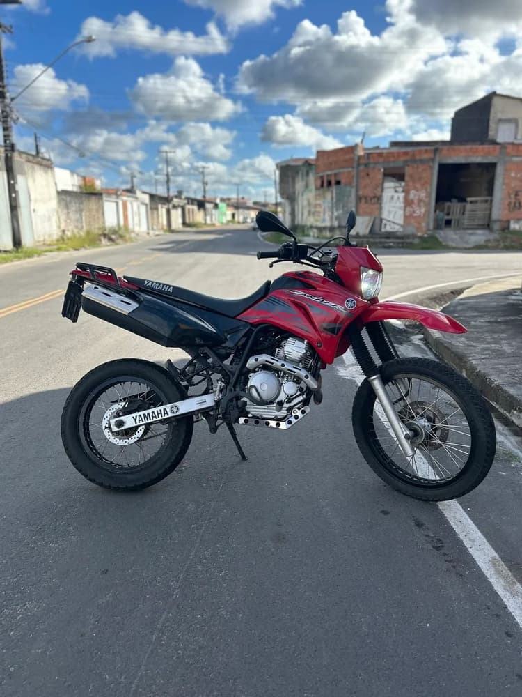 XTZ Lander 250 2017