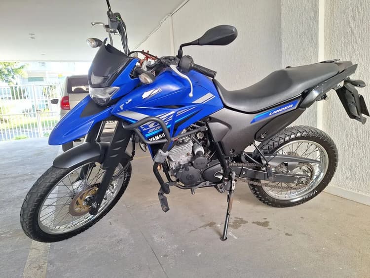 Lander 250 - Único dono