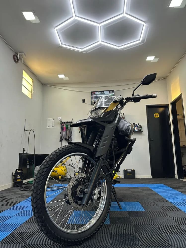 XTZ Lander 250 