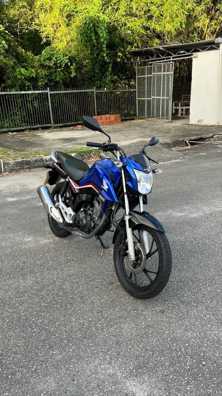 Titan 160