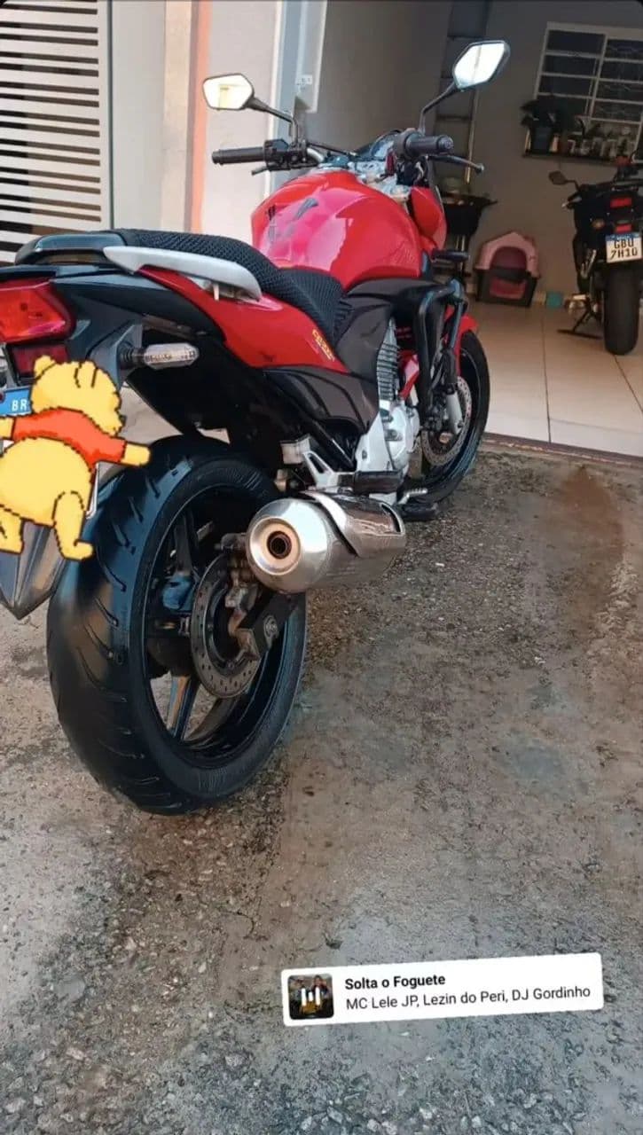 CB 300 