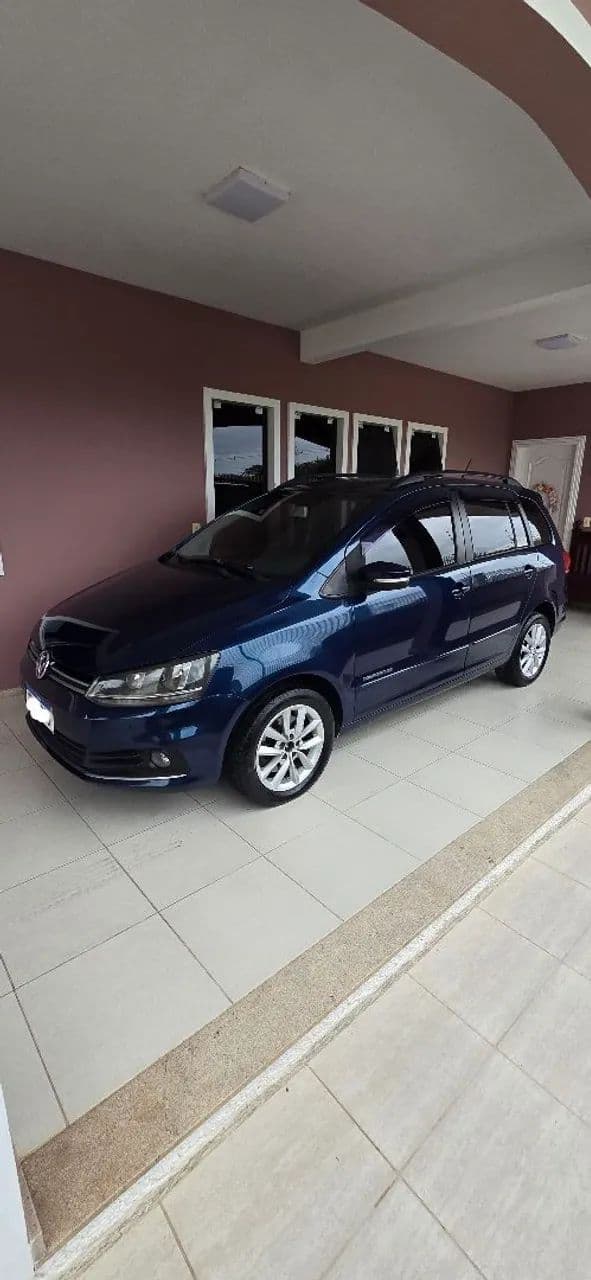 Volkswagen Spacefox Comf. I Motion 1.6 Flex 8V 5P 2015