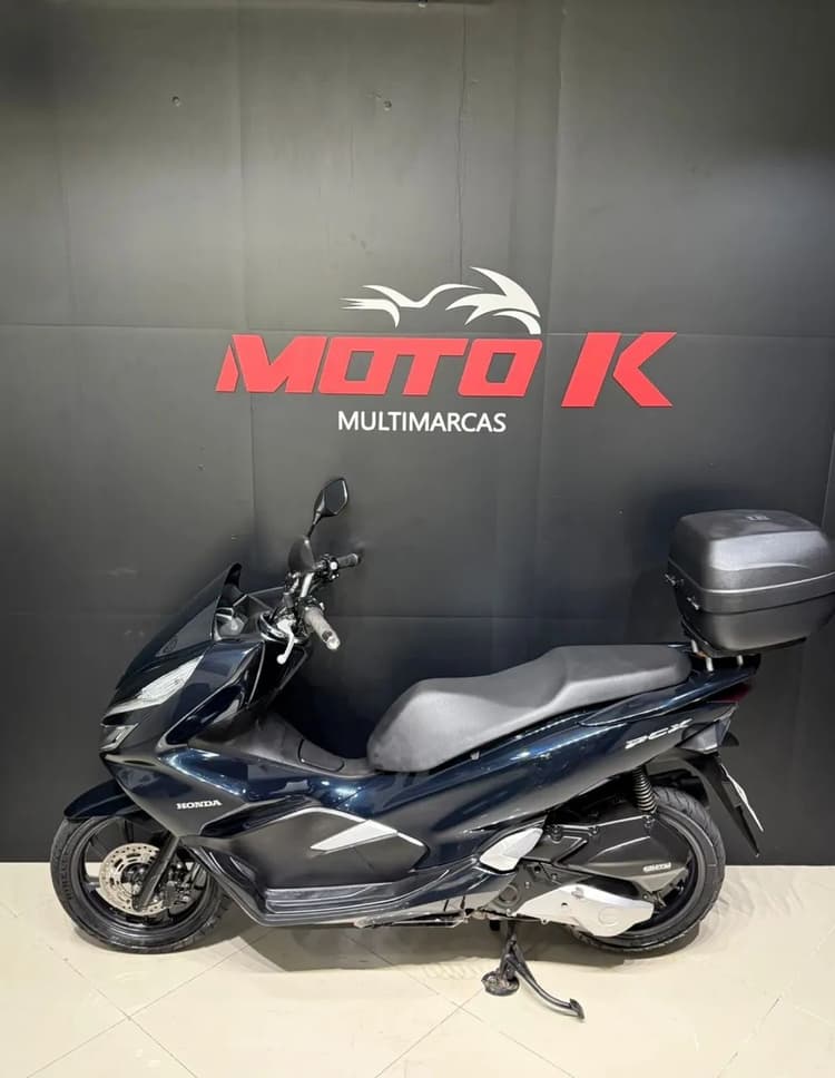 Linda Pcx para quem quer para de andar de ônibus 