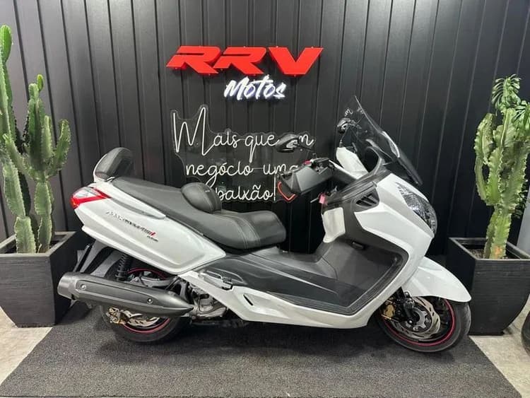 DAFRA MAXSYM 400I 2024