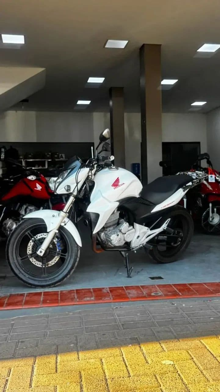 Cb300 2012