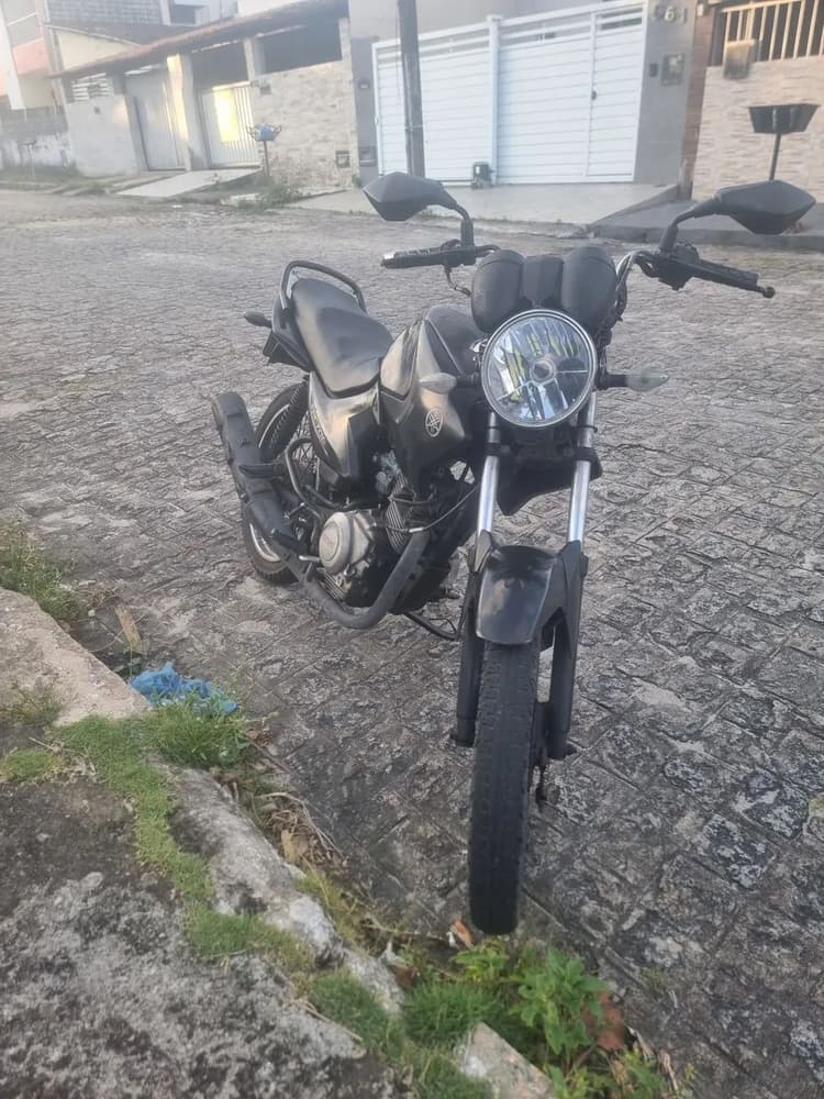 Moto boa pra vender rapido