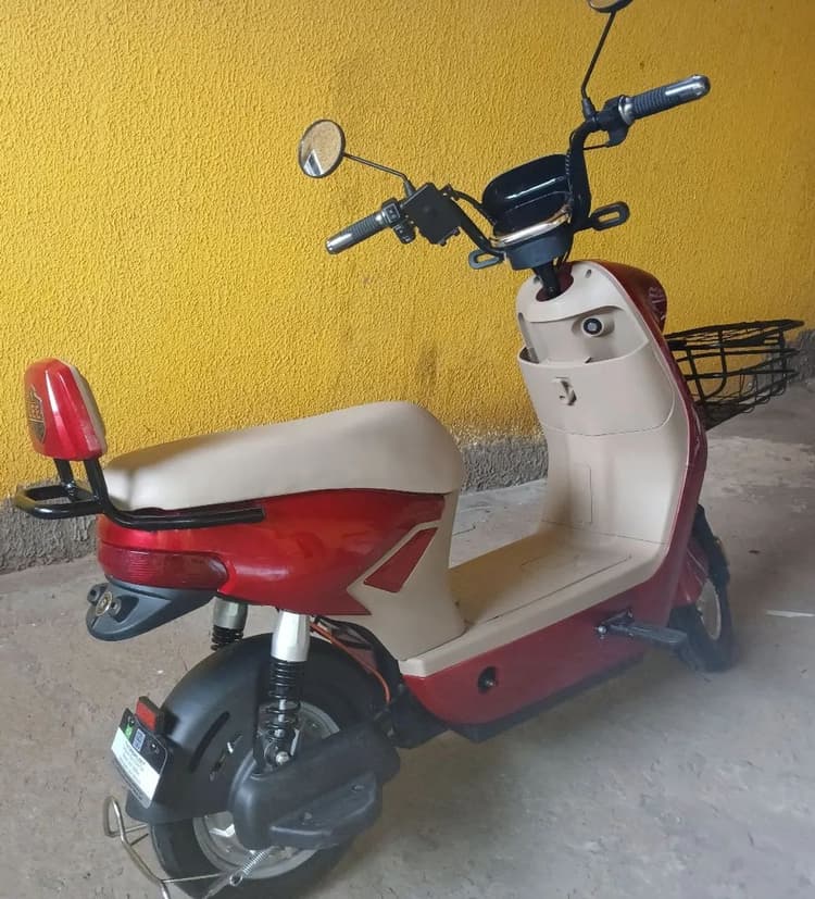Scooter  eletrica 