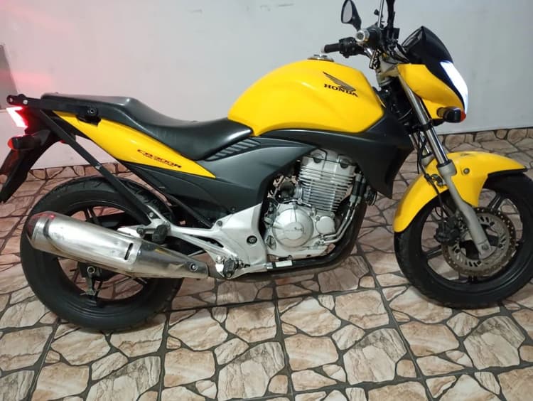 CB 300R 2010