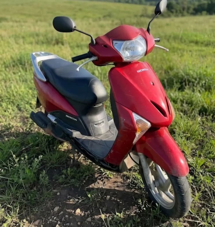 Honda Lead 110cc automática 
