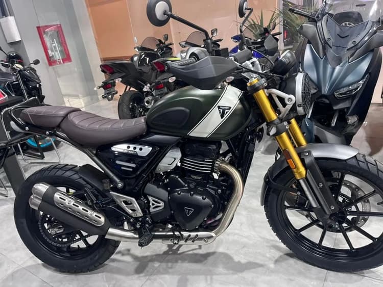 Triumph scrambler 400x