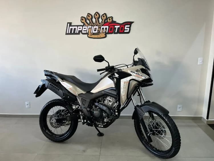 SAHARA 300 ADVENTURE (500 Km)