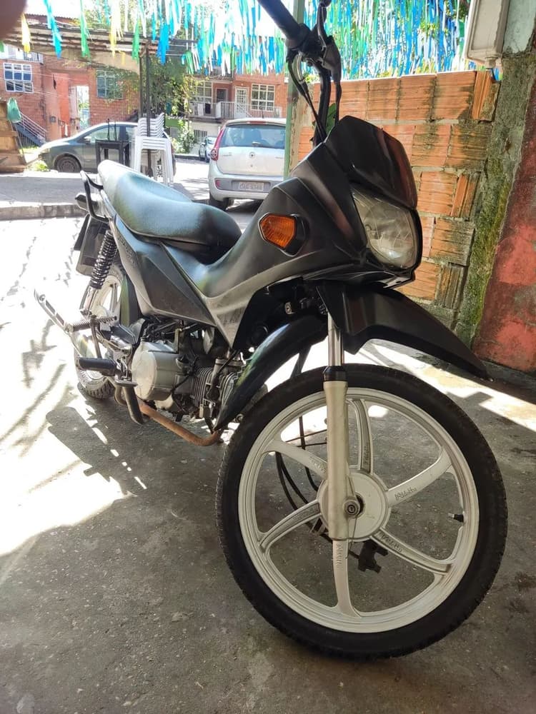 MOTO POP 110i ANO 2022 BEM CONSERVADA E COM MUITA FORÇA 