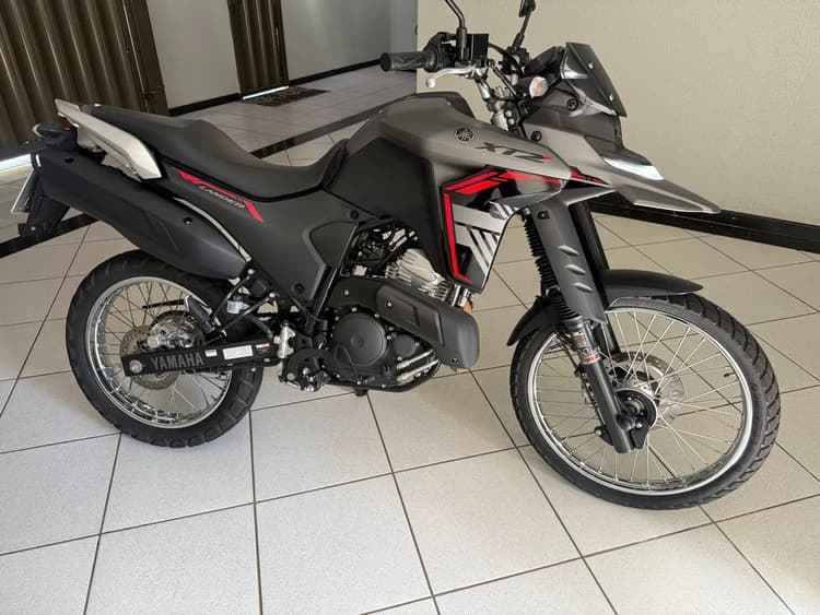 XTZ Lander 250 