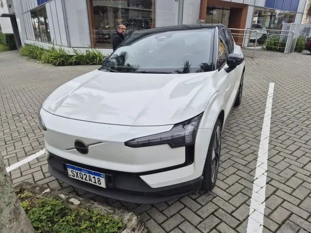 Volvo EX30 E60 Ultra (elétrico) 2025