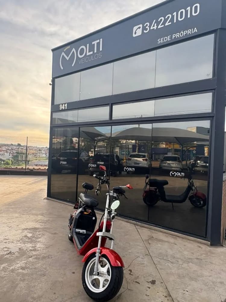 moto impecável 