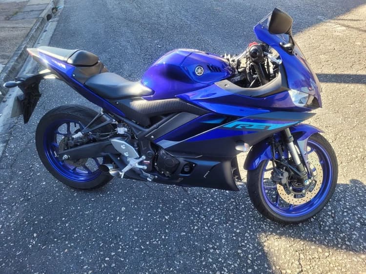 Yamaha R3 ABS 2025