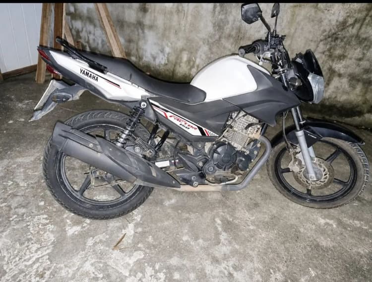 Vendo moto factor 