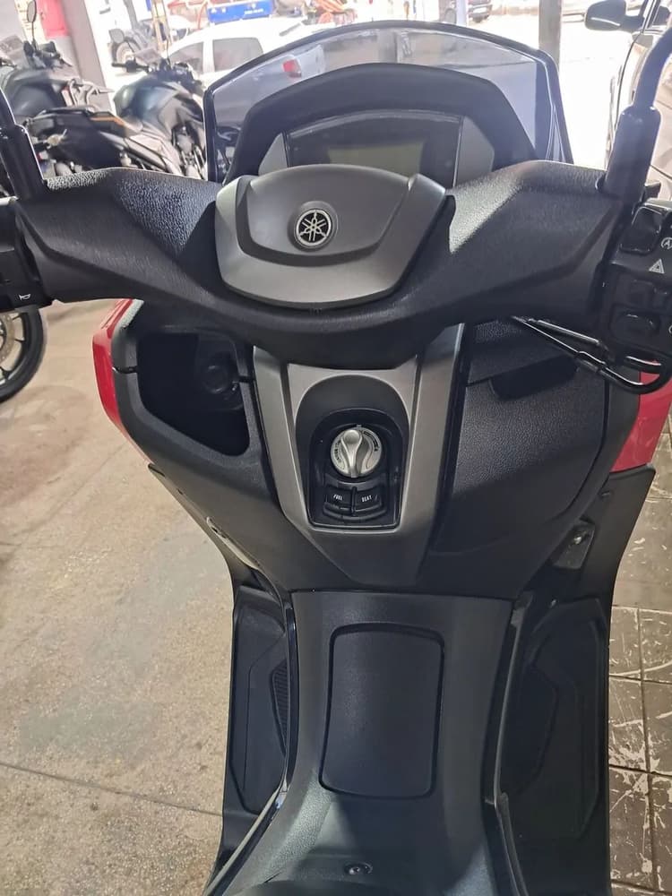NMAX 160 2023