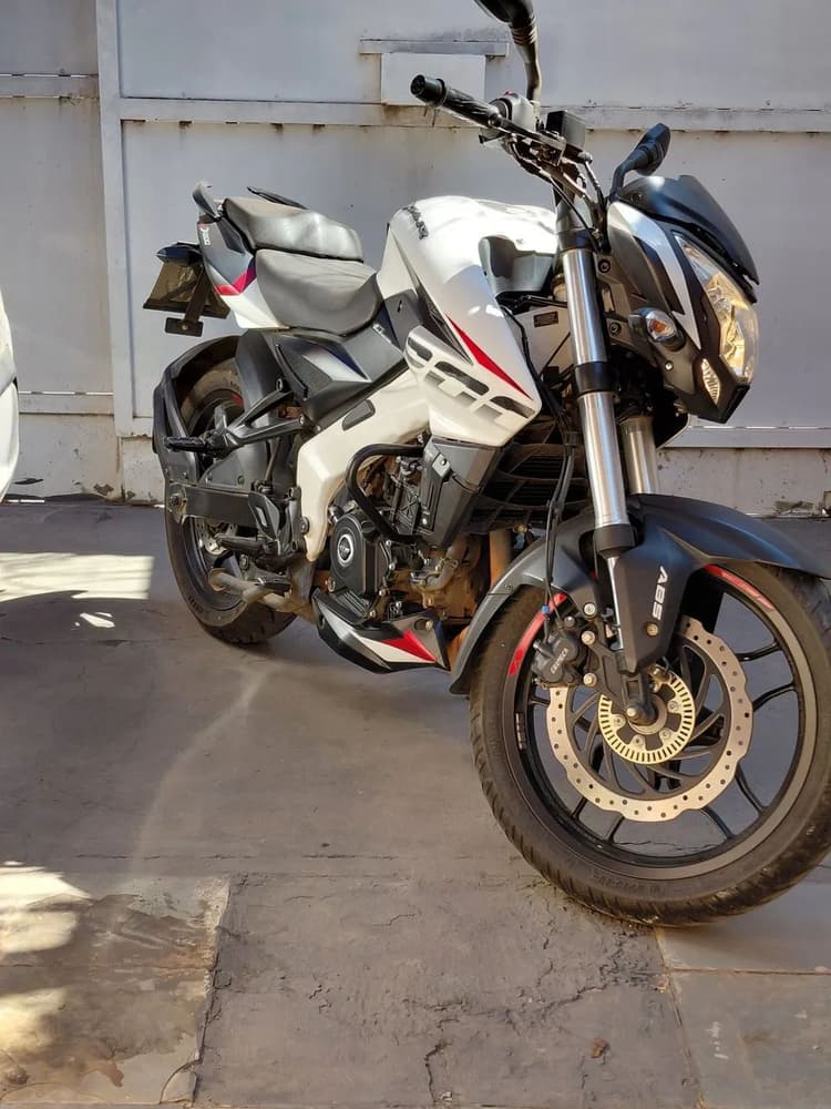 Moto nova, baixa km