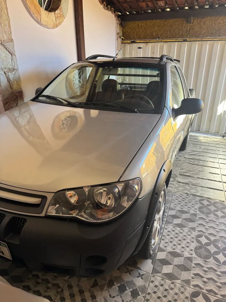 Fiat Strada 1.4 MPI Fire Flex 8V CE 2012