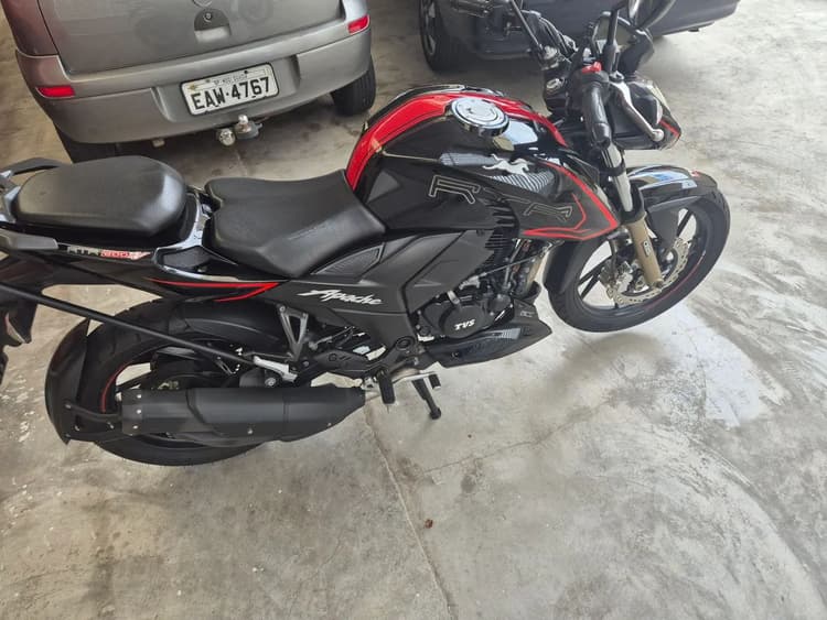 Motocicleta apache 200