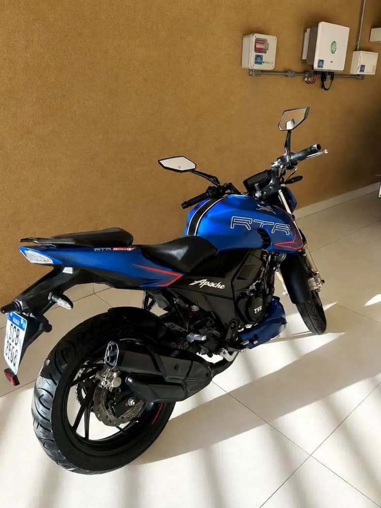Apache 200 toda revisada !! 
