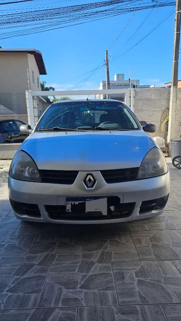 Renault Clio Hi-flex 1.0 16V 3P 2011