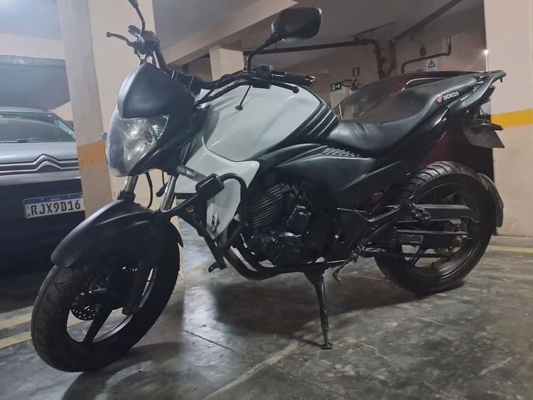Vendo CB300r 2012