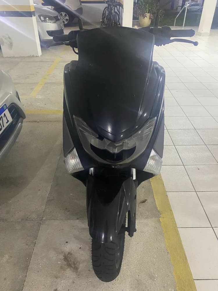 N max 160 2019 preta