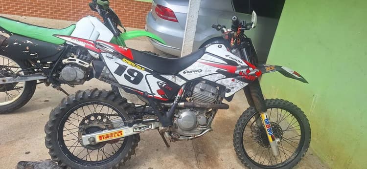 Tornado com kit CRF trilha 