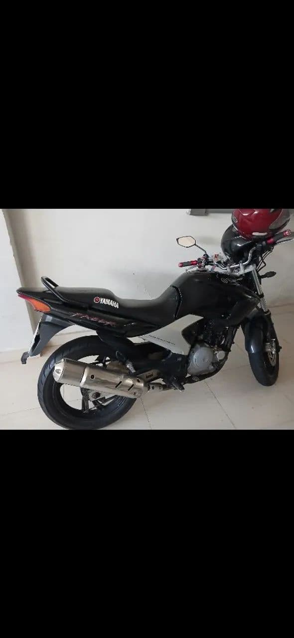 Fazer 250