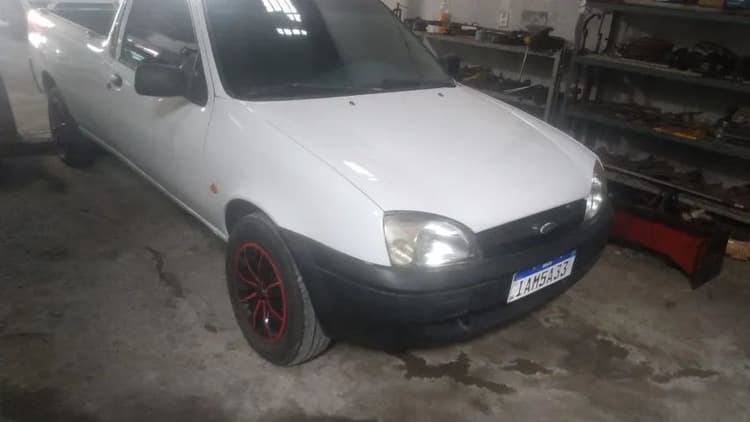 Ford Courier 1.6 L/ 1.6 Flex 2011