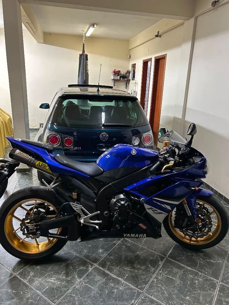 Yamaha r1 2008