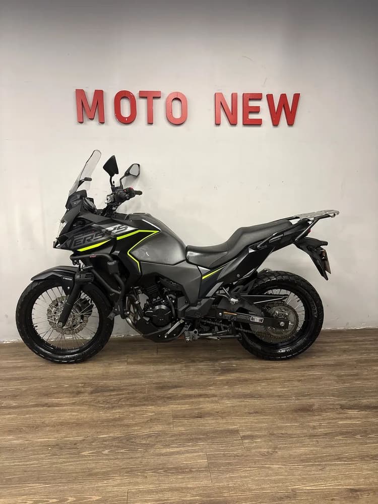 Versys 300 2020 , troco e financio 